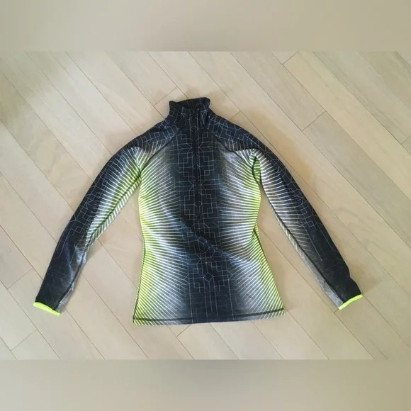 Nike Pro Hyperwarm half zip top - Picture 1 of 6